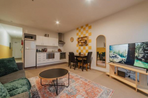 Linwood Luxe Your Elegant 1BR Oasis on Cashel